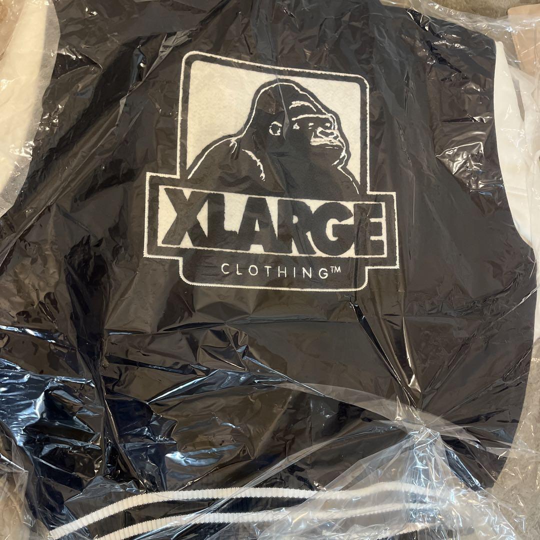 XLARGE OG LOGO VARSITY JACKET ネイビー
