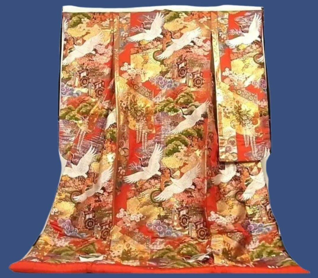 豪華 色打掛 婚礼 結婚式 花嫁 刺繍 唐織 御所車飛鶴吉祥花文 金銀糸 正絹