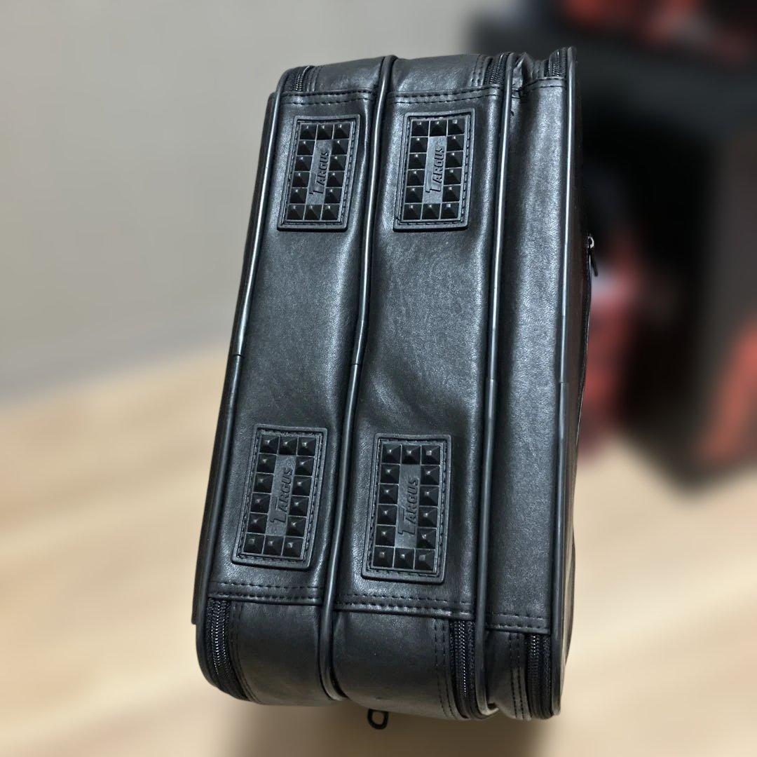 TARGUS ターガス　ビジネスバッグ オールレザー　モバイルバッグ