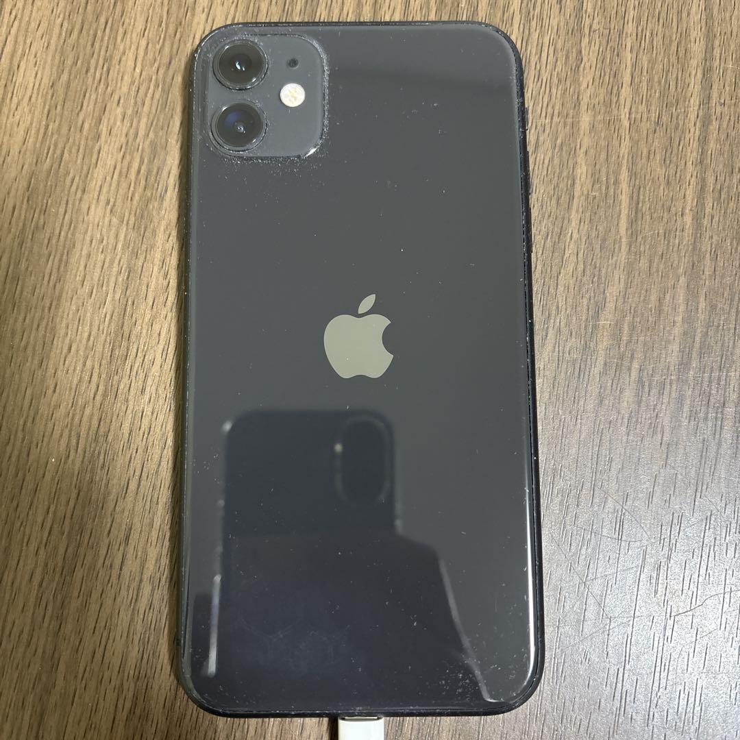 Apple iPhone 11 ブラック 本体