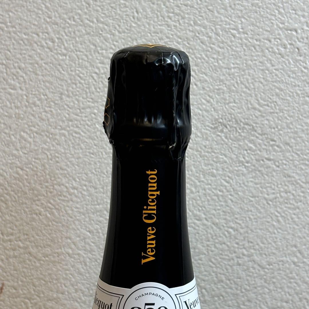 NA3292 未開栓! Veuve Clicquot ヴーヴクリコ　ホワイト