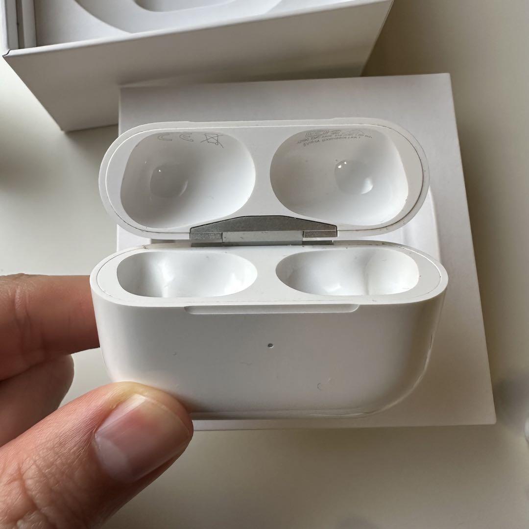 Apple AirPods