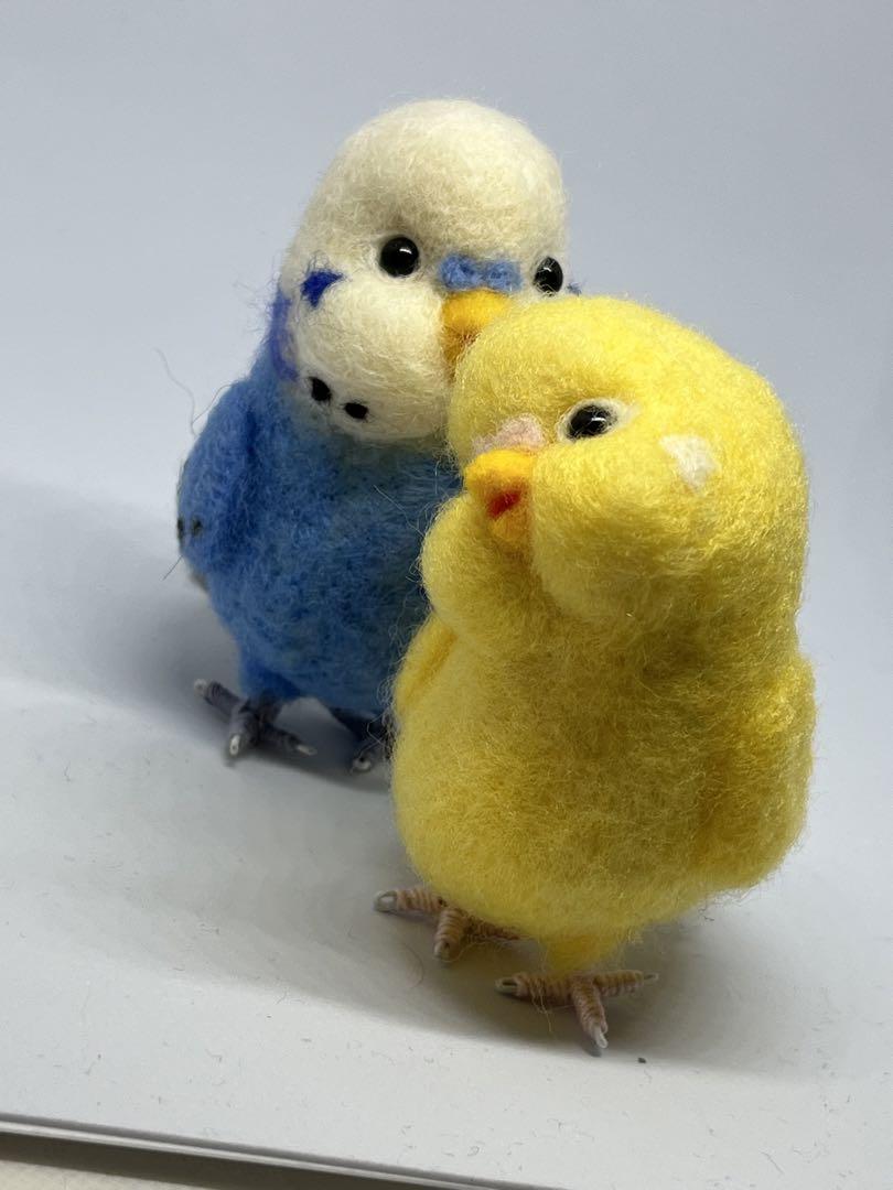 羊毛フェルト　ハンドメイド　ハミハミ♡セキセイインコ