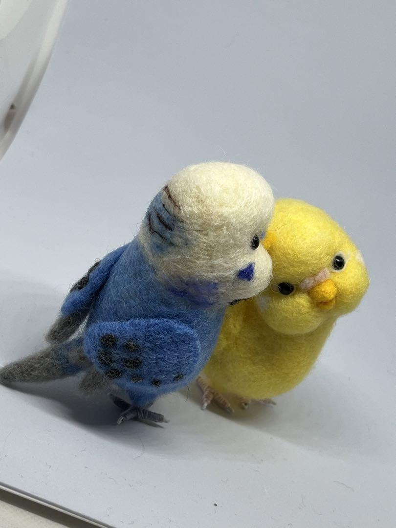 羊毛フェルト　ハンドメイド　ハミハミ♡セキセイインコ
