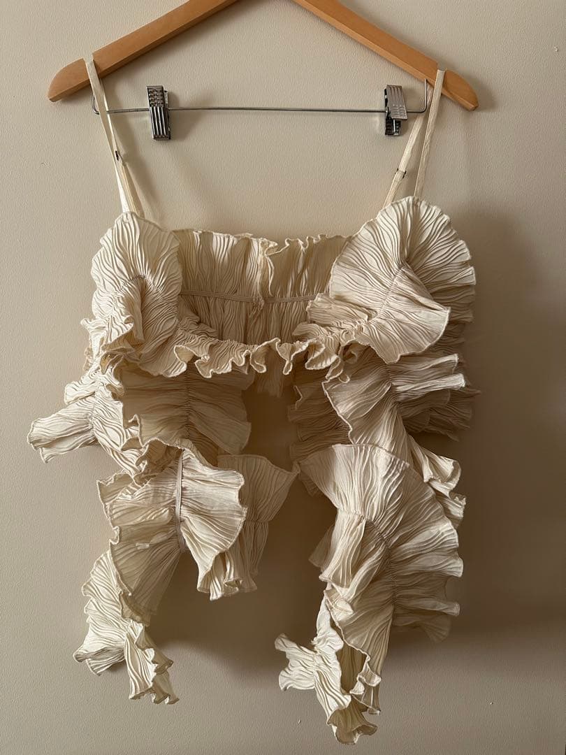 EAPHI FEELING FRILLS BUSTIER - メルカリ