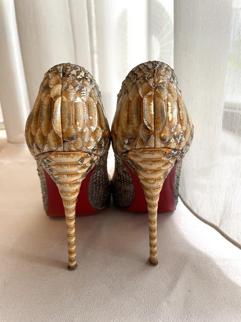Christian louboutin パンプス マルチカラー パイソン