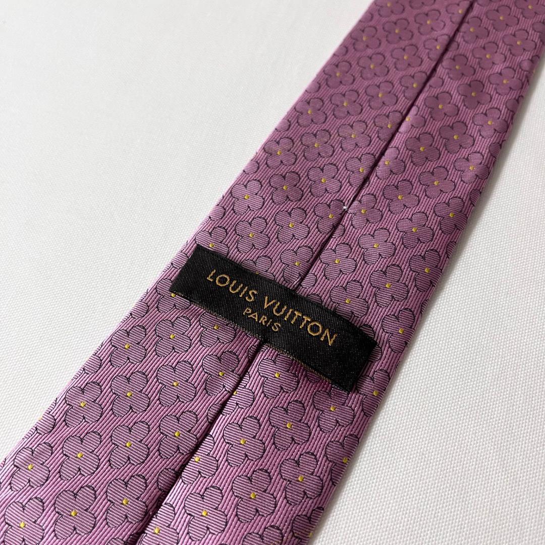 美品 ルイヴィトン Louis Vuitton ネクタイ シルク パープル 花柄 LOUIS VUITTON ルイヴィトン ネクタイ シルク ピンク