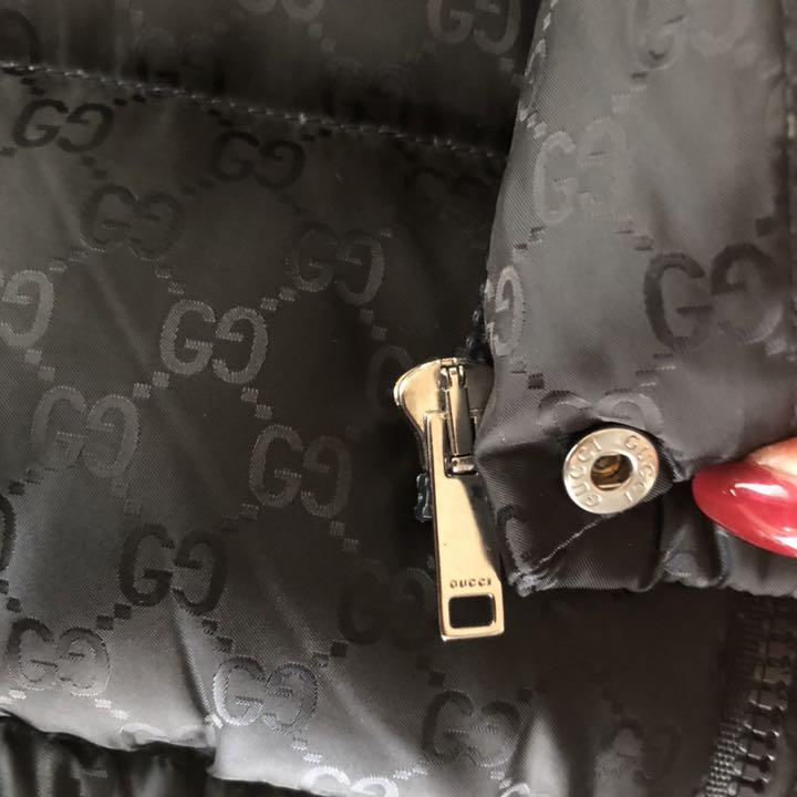 人気SALE正規品 美さま GUCCI ダウン 12 s DCmfa-m92501338649 専用 ♡グッチ ダウンベスト 総柄 日本製新品