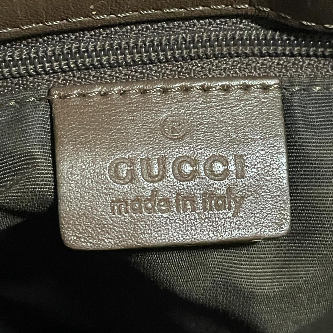 GUCCI グッチ