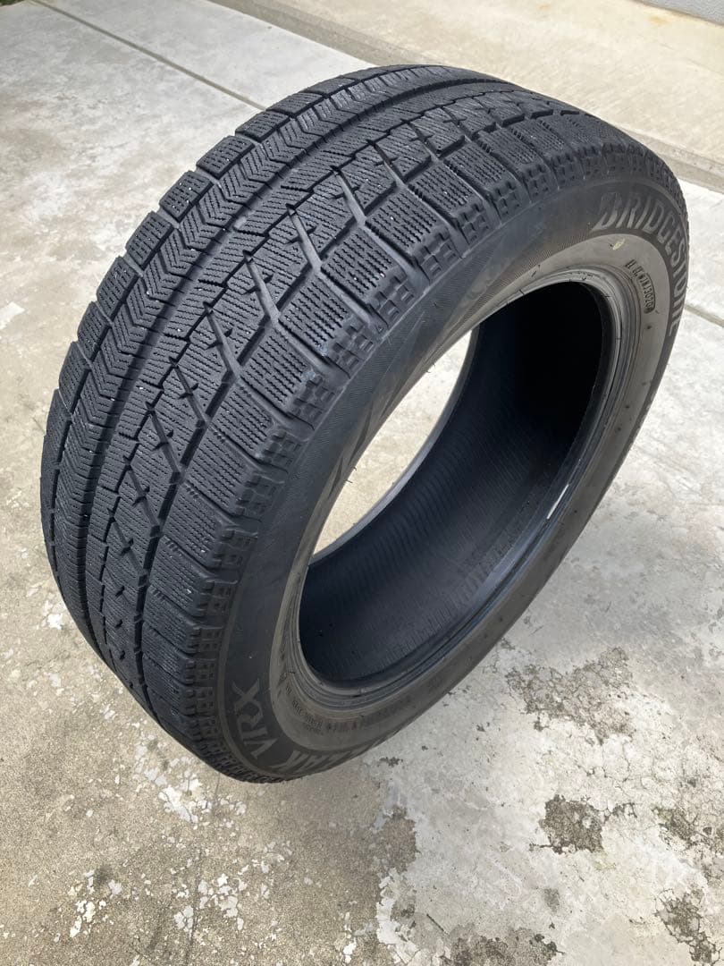 ブリヂストン スタッドレスタイヤ 4本 ブリザックVRX 205/55R16 ブリヂストン スタッドレスタイヤ 4本 ブリザックVRX 205/55R16