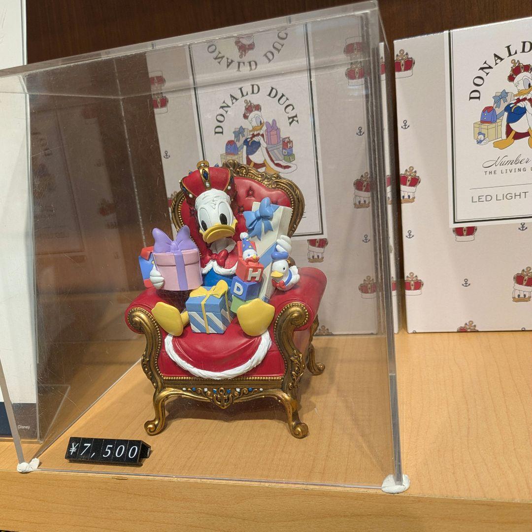 ★DISNEY STORE　新品タグ付　インテリアライト　ギフト　プレゼント