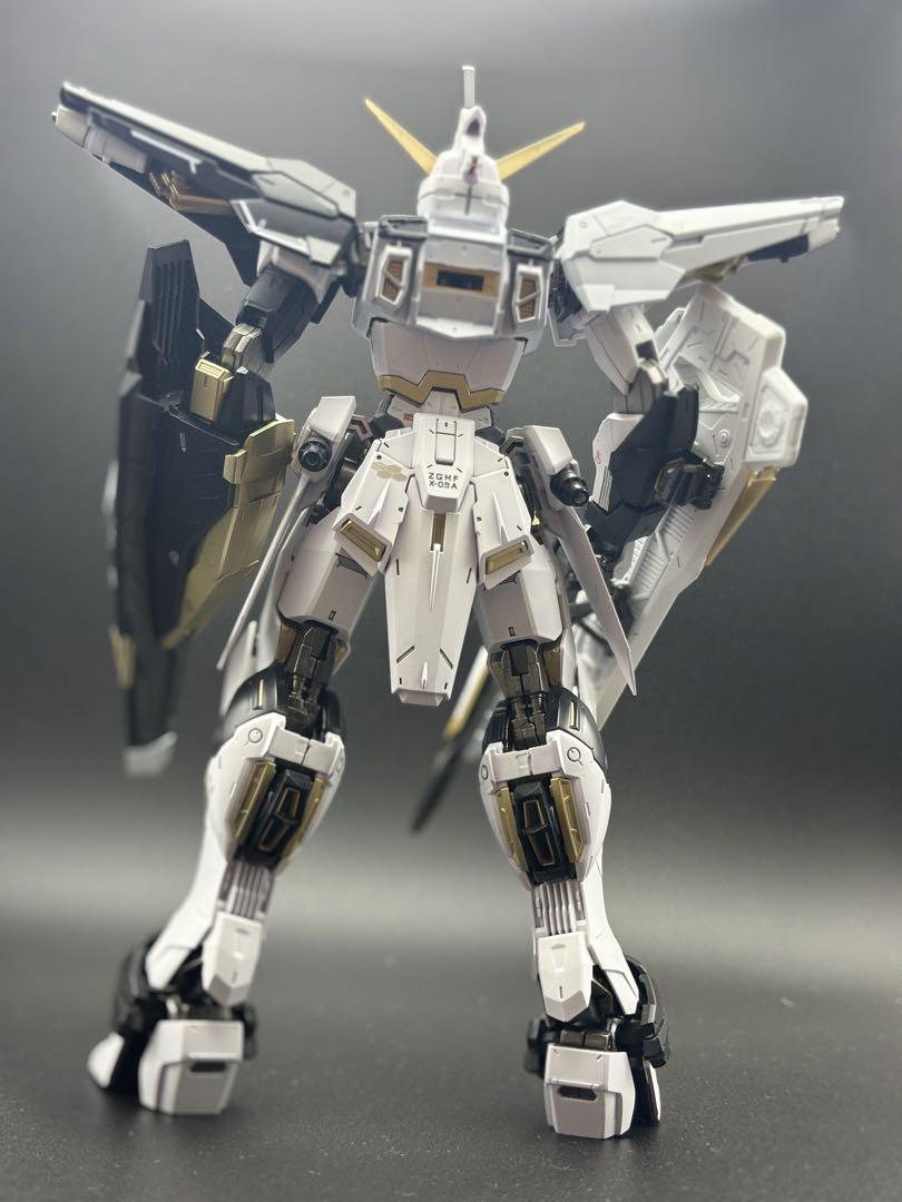 機動戦士ガンダムseed MGジャスティスガンダム　塗装完成品
