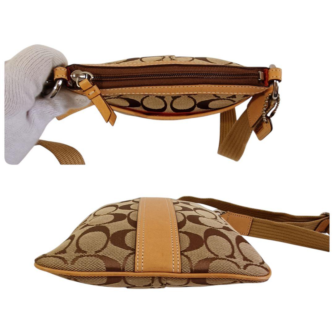 美品 正規品 コーチ COACH ショルダーバッグ シグネチャー サコッシュ