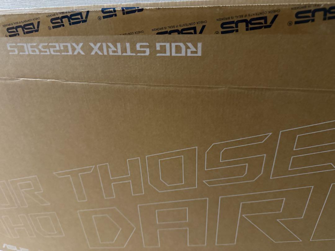 ASUS ゲーミングモニター　165Hz 24.5インチ　VG258QR-J