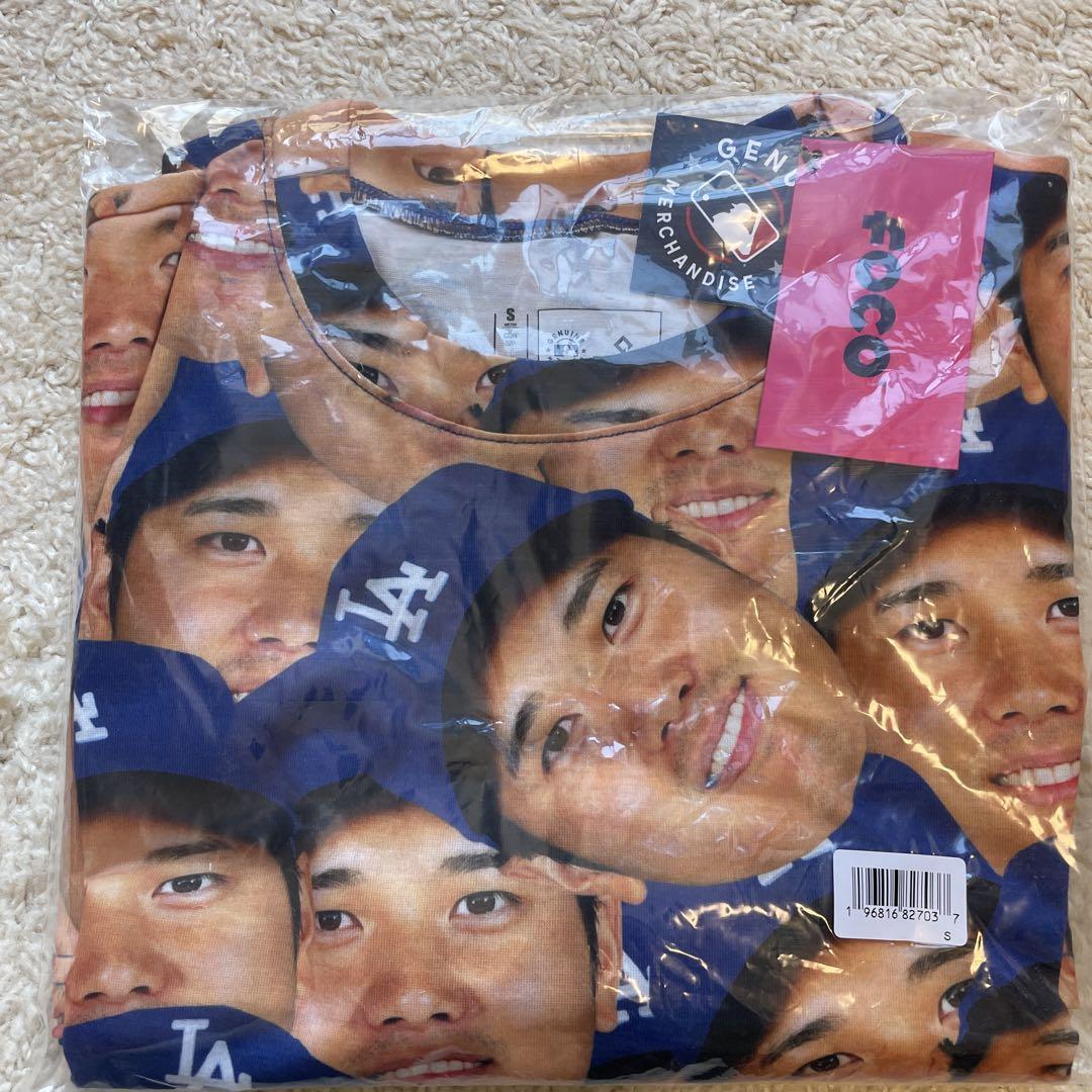 【新品】foco社MLB公式　サイズS 大谷翔平顔だらけTシャツ　ドジャース