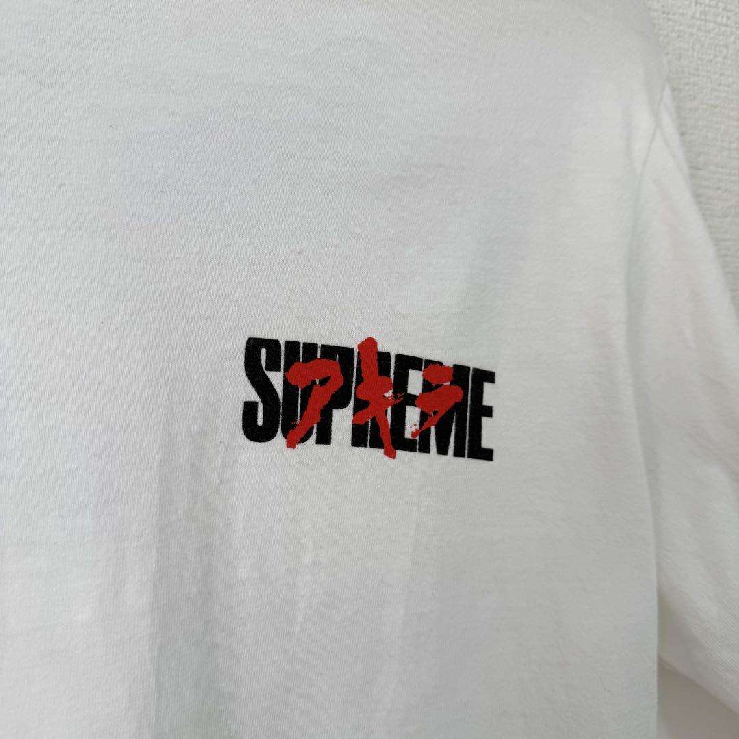 × AKIRA