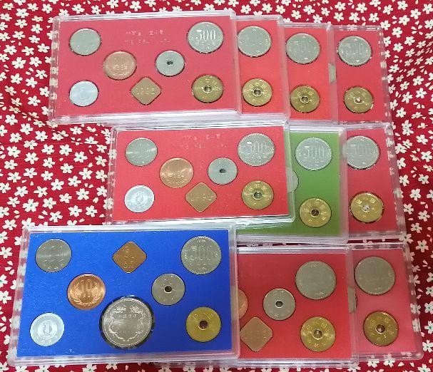 ミントセット1989~98年平成元年~10年貨幣10年コンプリート首里城付き