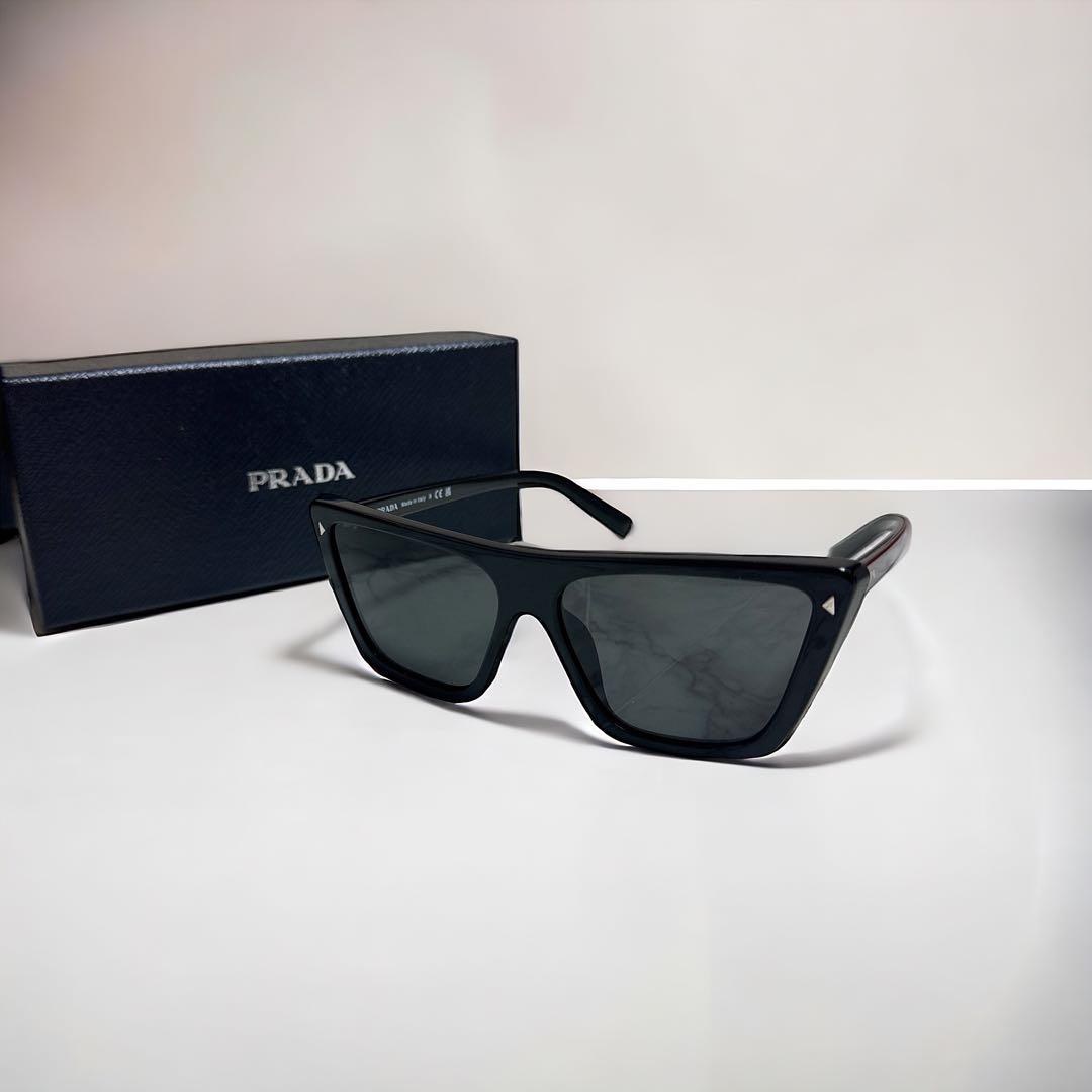 新品★PRADA（プラダ）Cat Eye Sunglasses Black