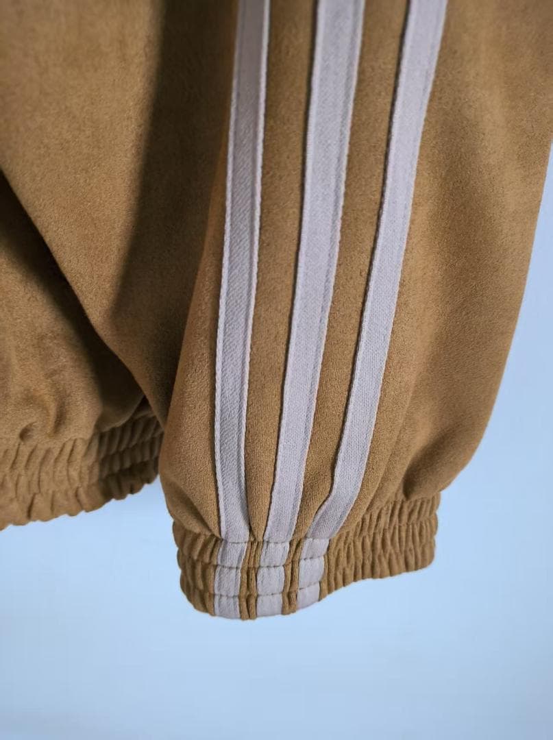 中国限定アディダス蛇年トラック スエード ジャケット マスタードイエロー2XLⅠ 中国限定アディダス蛇年トラック スエード ジャケット マスタードイエロー2XLⅠ