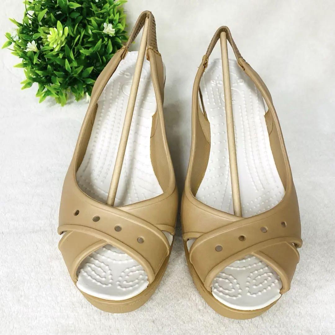 美品✨Crocs✨クロックス ファラ サンダル パンプス ウエッジ 厚底 W7