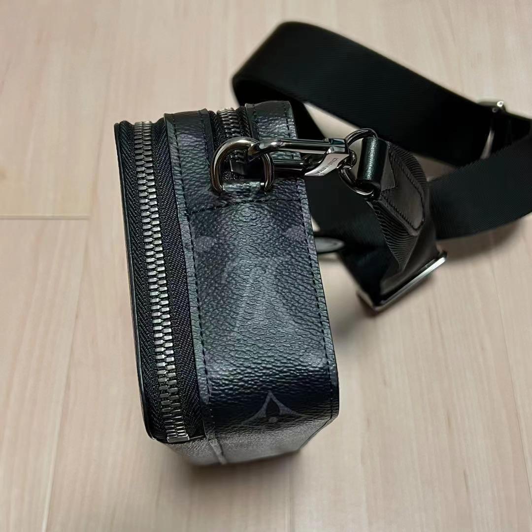 LOUIS VUITTON ショルダーバッグ