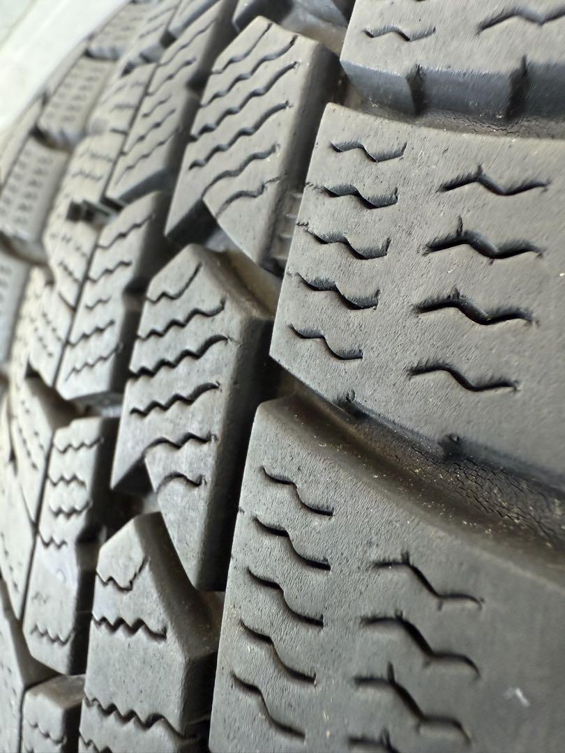 ギシンダンロップスタッドレス155／65R14 75Qスチールホイール付き