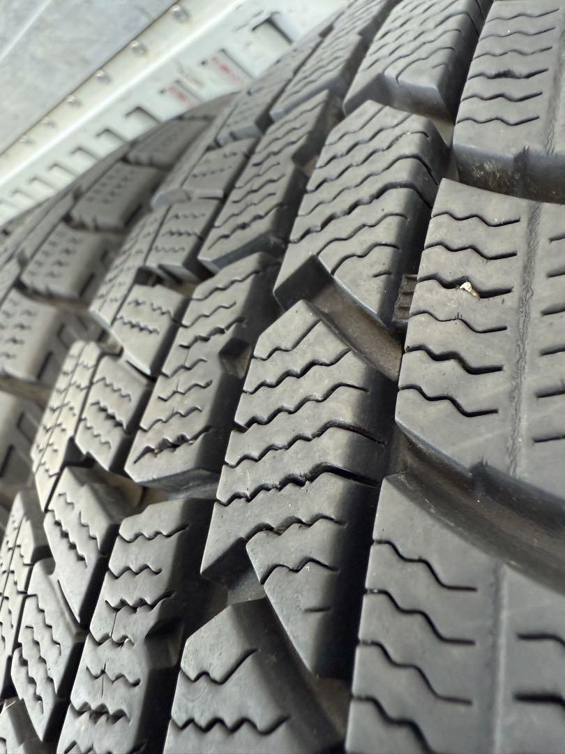 ギシンダンロップスタッドレス155／65R14 75Qスチールホイール付き