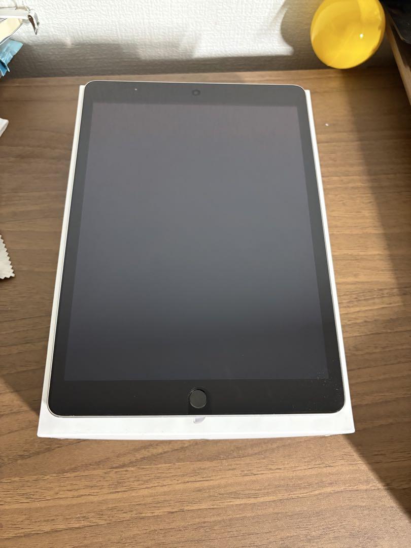 Apple iPad シルバー 本体 箱付き 美品)Apple iPad シルバー 本体 箱付き - メルカリ