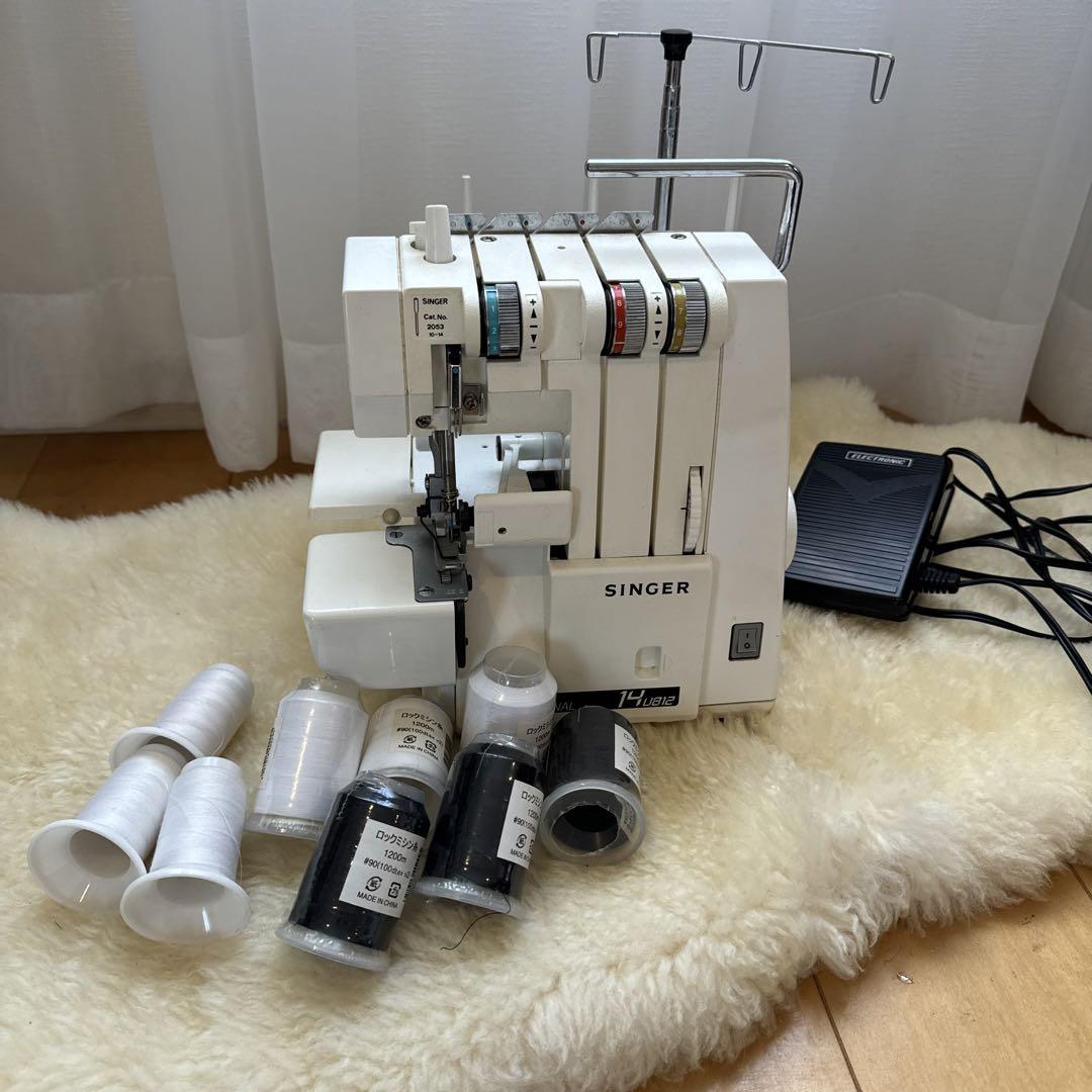 singer シンガー ロックミシン 14U812