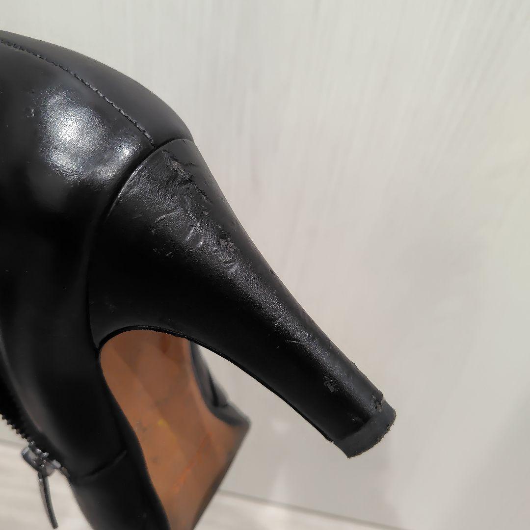 Clarks クラークス　黒レザーブーティ ジッパー 高ヒール　ショートブーツ