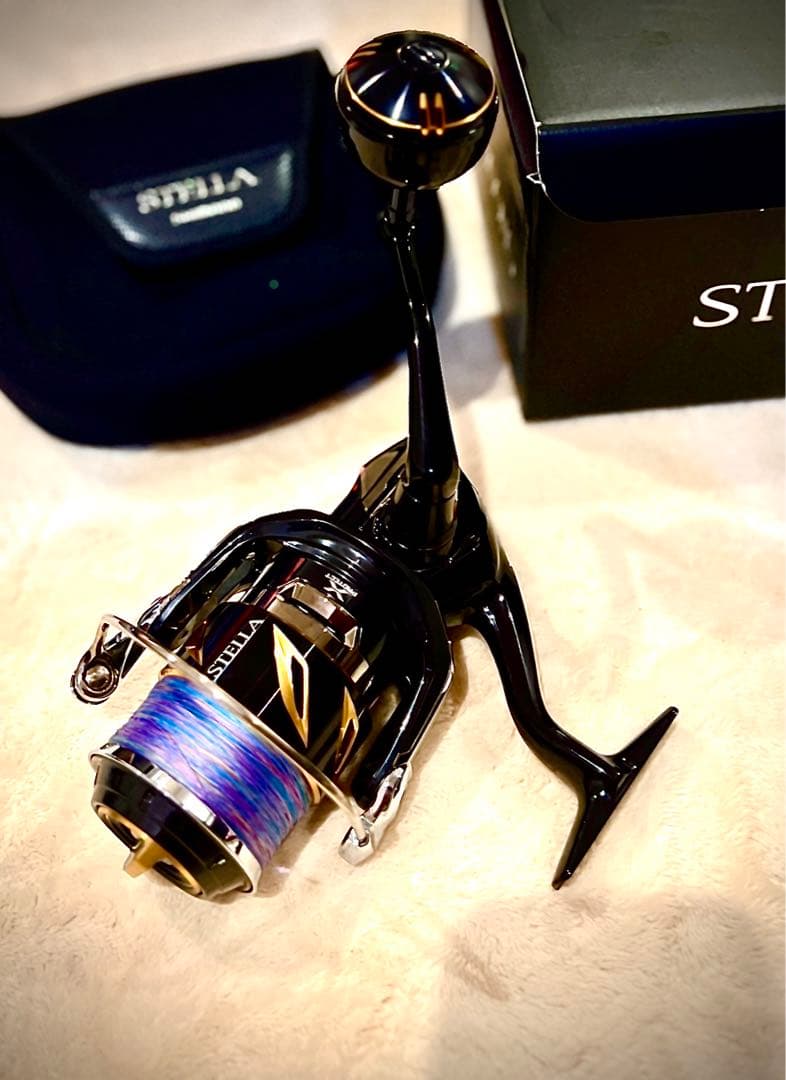 19ステラSW8000PG 【極美品】 シマノ リール 19 ステラ SW 8000PG【即日発送