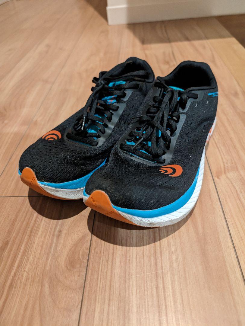 topo Athletic　specter　26.5靴