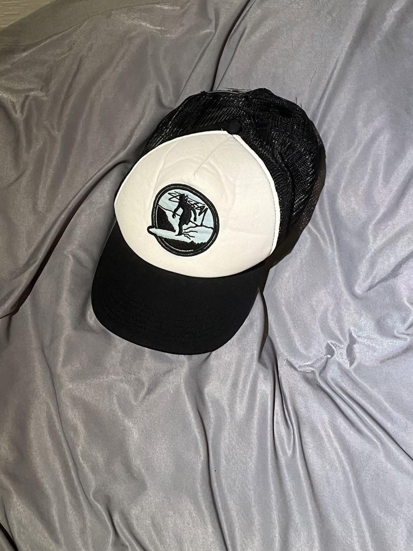 Stussy メッシュキャップ