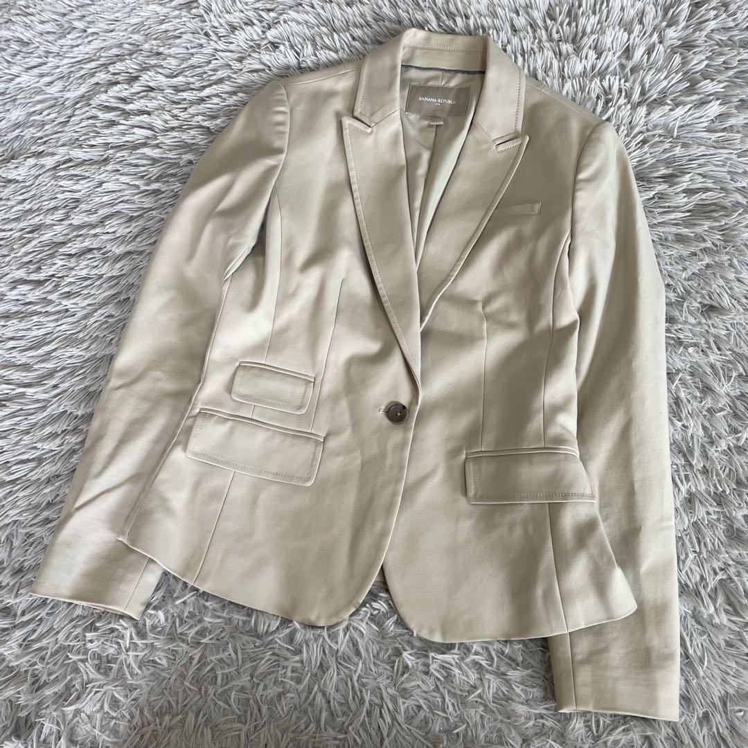 BANANA REPUBLIC バナナ・リパブリック パンツスーツ　ベージュ