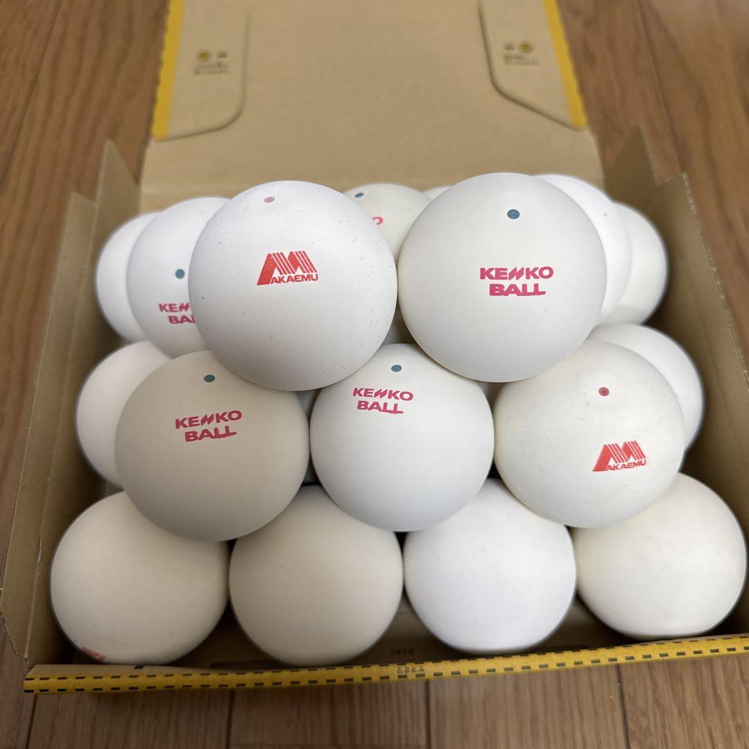 早い者勝ち】ソフトテニスボール 20球 アカエム×8 ケンコー×12 早い者勝ち】ソフトテニスボール 20球 アカエム×8 ケンコー×12