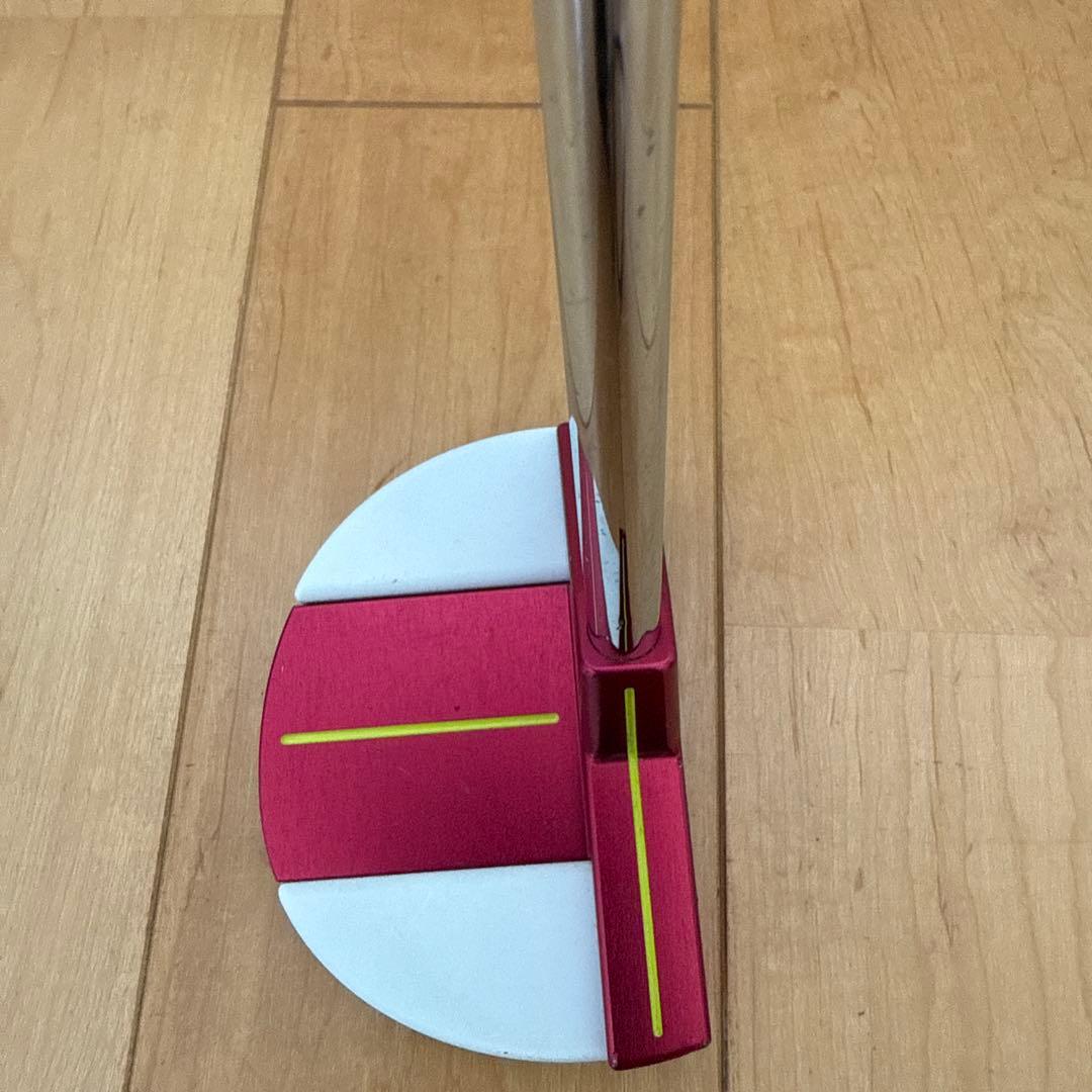 Red9 パター 赤白 ストライプヘッドカバー付き　新品グリップ付き33インチ