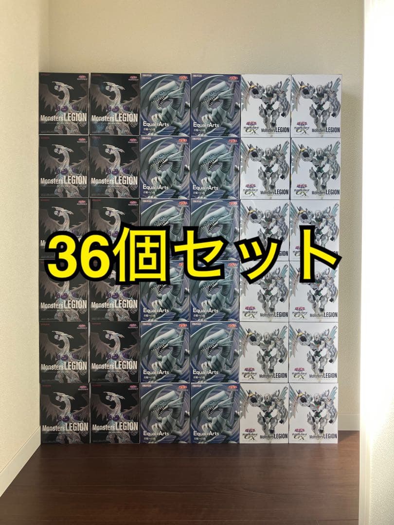 遊戯王 Equal Arts 青眼の白龍 ほか フィギュア　36個セット