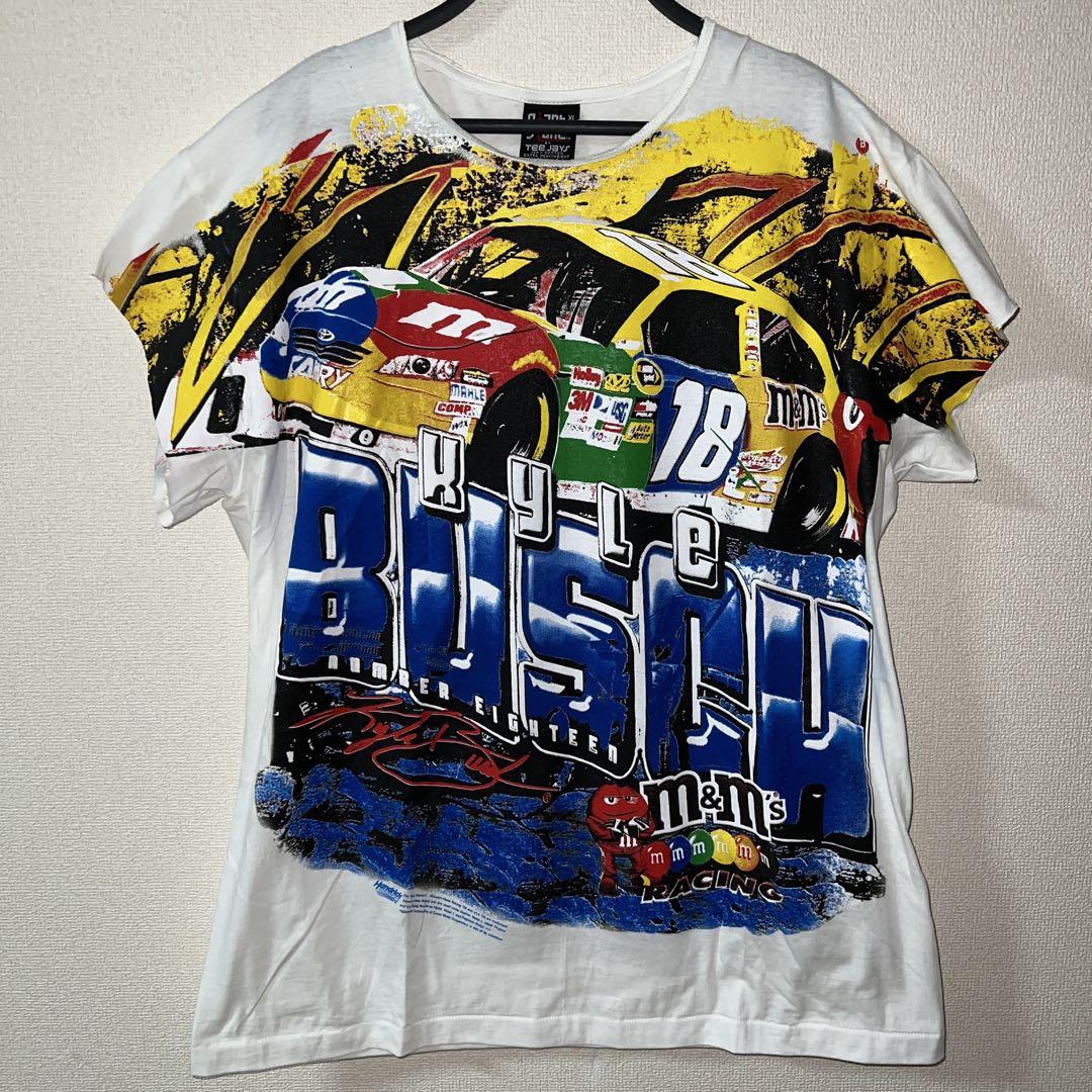 NASCAR Kyle Busch × M&M’s グラフィックTシャツ カムリ