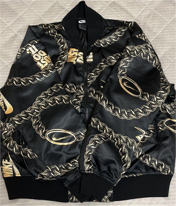NIKE ダウンジャケット!レディース用