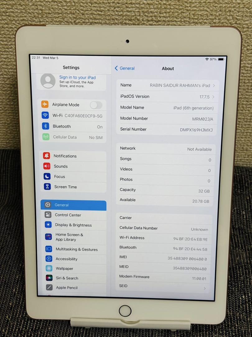Apple iPad (第6世代) ゴールド 32GB 本体