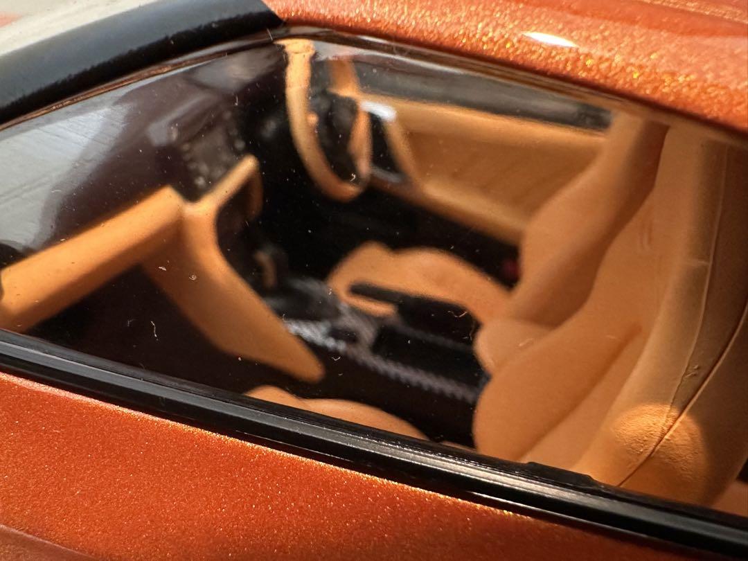 GT-R モデルカー　1/18 オレンジ
