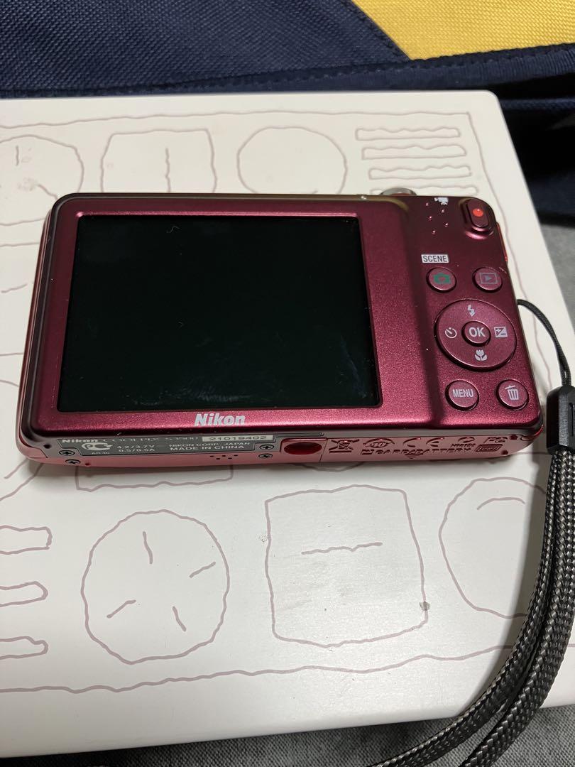 ニコン　COOLPIX S3500 デジタルカメラ　赤　訳ありの説明有り