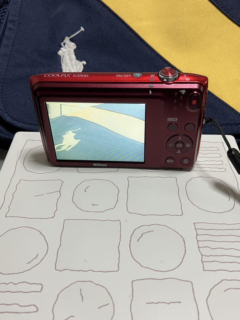 ニコン　COOLPIX S3500 デジタルカメラ　赤　訳ありの説明有り