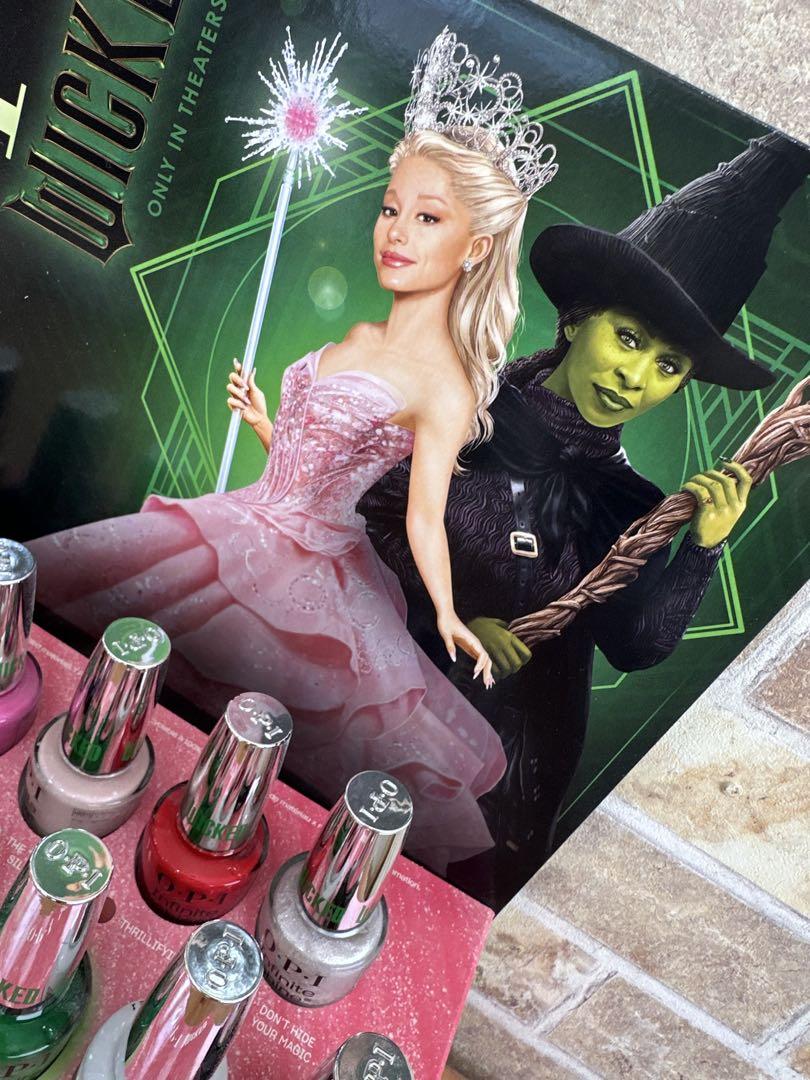 【新品未使用×限定】O.P.I Wicked ネイルカラー什器セット
