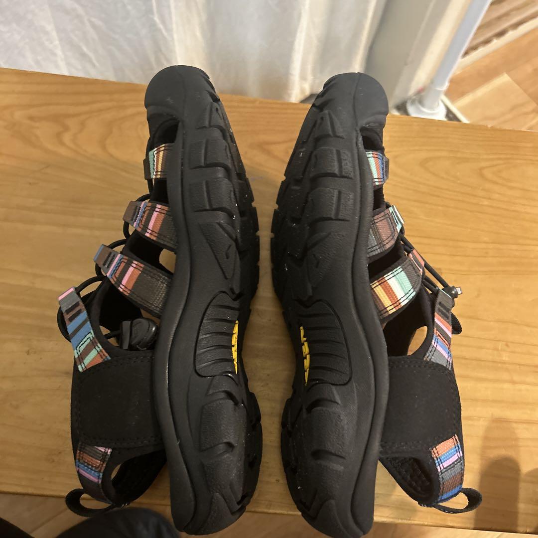 2回だけの着用　KEEN　メンズ　ニューポート　H2 サンダル