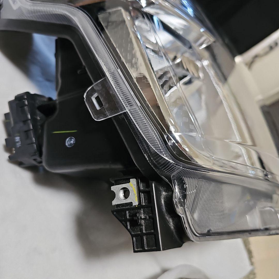 ワゴンR　MH95S　右ヘッドライト　美品