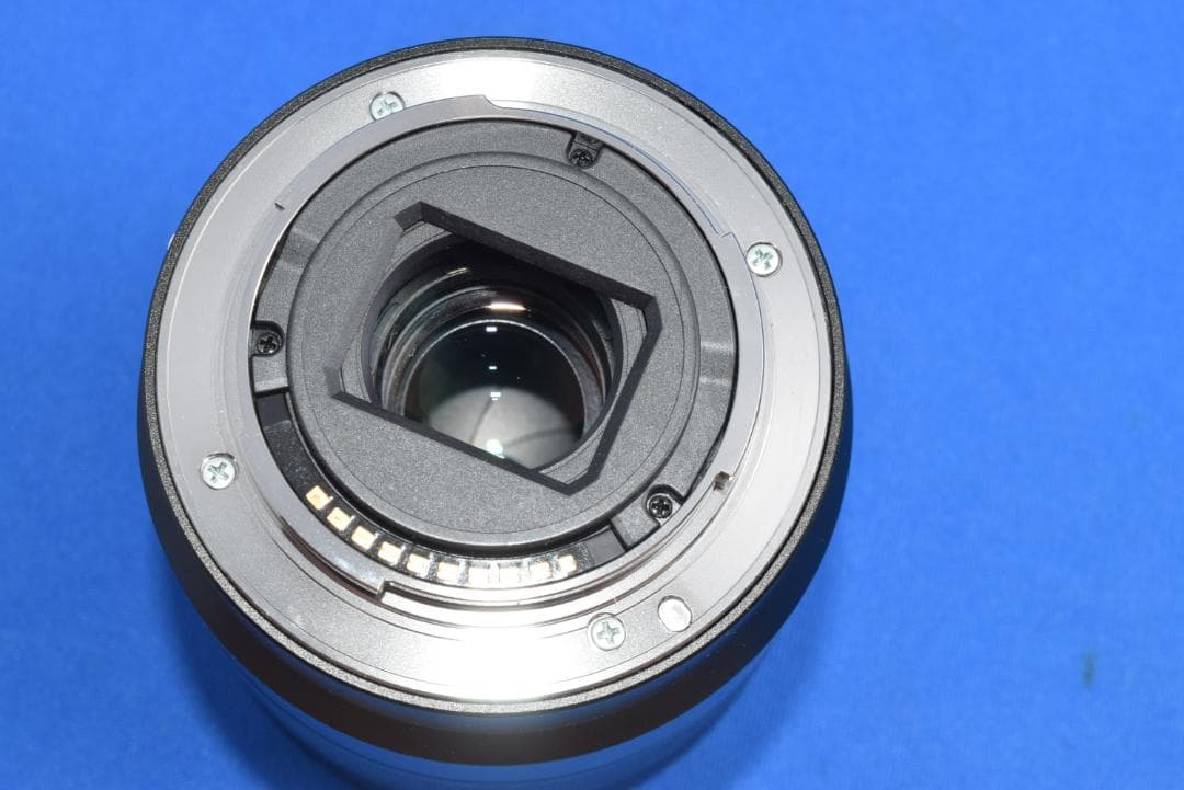 美品☆SONY Carl Zeiss E16-70mm F4 SEL1670Z