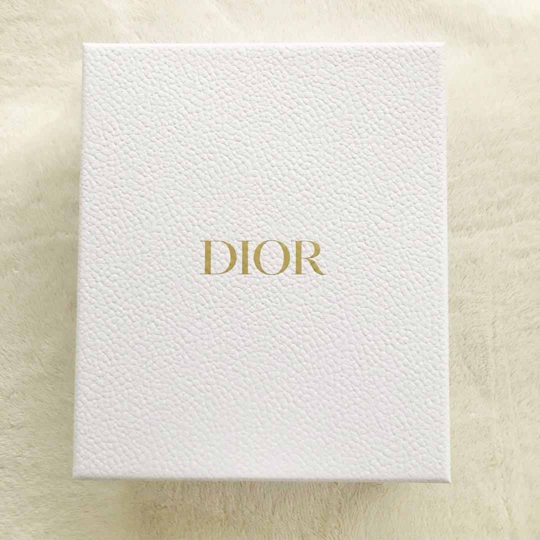 Dior ディオール プラチナ会員 バースデーギフトセット