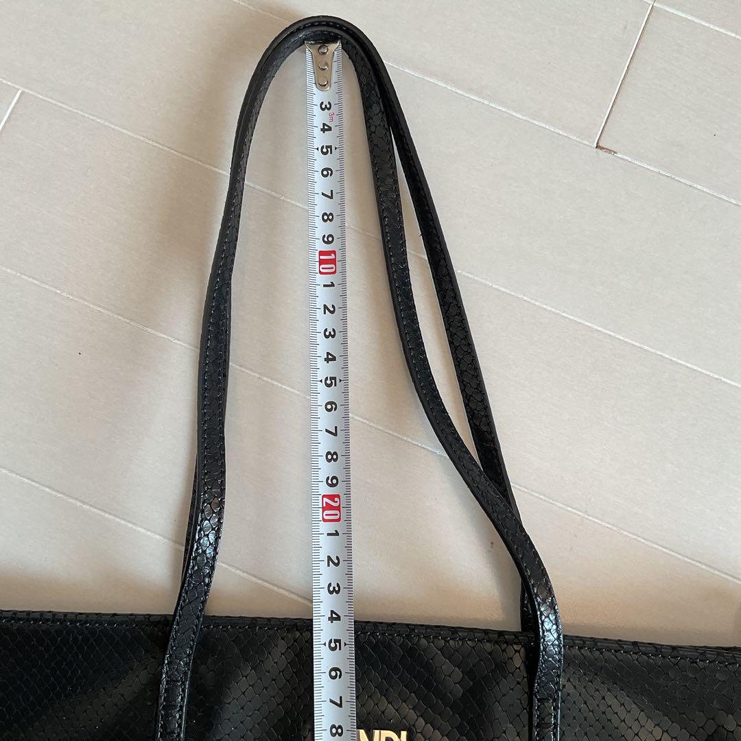 FENDI バック ブラック