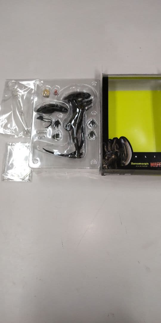 MAFEX No.084 エイリアン ALIEN MEDICOM ゼノモーフ